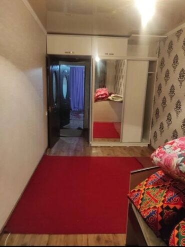 договорная квартира: 3 бөлмө, Кыймылсыз мүлк агенттиги, Чогуу жашоосу жок, Толугу менен эмереги бар