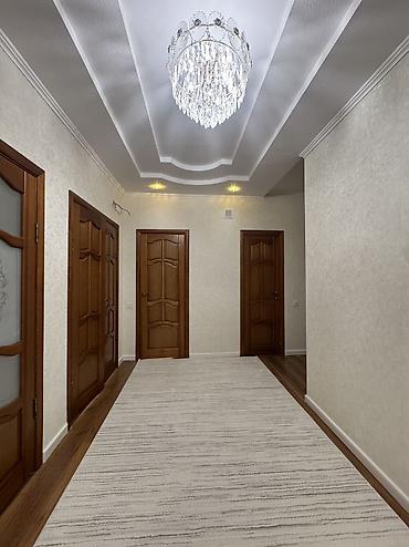 Недвижимость: 3 комнаты, 89 м², 2 этаж — 8