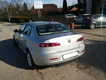 Kompletan auto u delovima: DELOVI ZA ALFA ROMEO 159 | Polovni delovi Alfa Romeo 159 - Limarija — 6