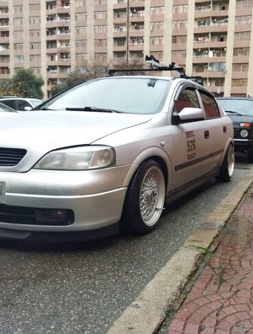 opel astra 2010: Opel Astra: 1.6 l | 2001 il 405000 km Hetçbek