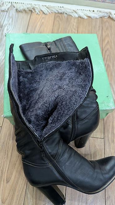 crocs original: Сапоги, 39, Verona, Б/у, цвет - Черный, Самовывоз — 2