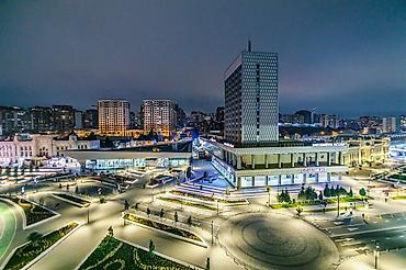 Uzunmüddətli kirayə mənzillər: 🔶Mənzil Haqqında məlumat: 🔶 28 May Metrosunun Qarşısı Şəhərin tam — 1