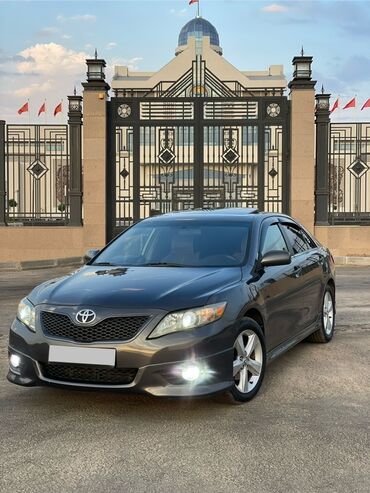 продаю тайота альфард: Toyota Camry: 2011 г., 2.5 л, Автоматические, Бензин, Седан