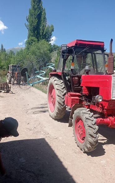 Сельхозтехника: Срочно продается трактор лтз 60 комплект грабил соко по трактору