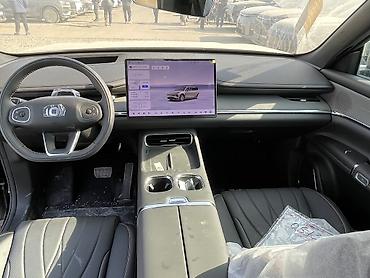 f 10: Changan : 2025 г., 1.5 л, Автомат, Гибрид, Внедорожник — 8