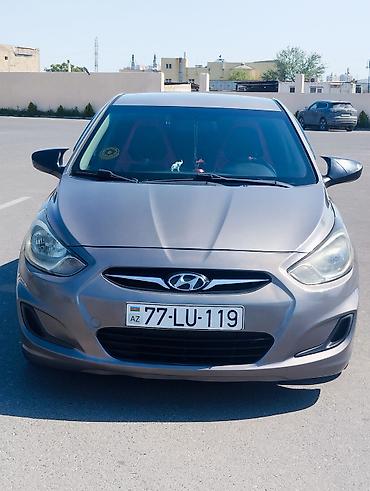 Hyundai: Hyundai Accent sedan - Kuzov: 4 qapılı sedan, boz rəng - Nömrə — 15