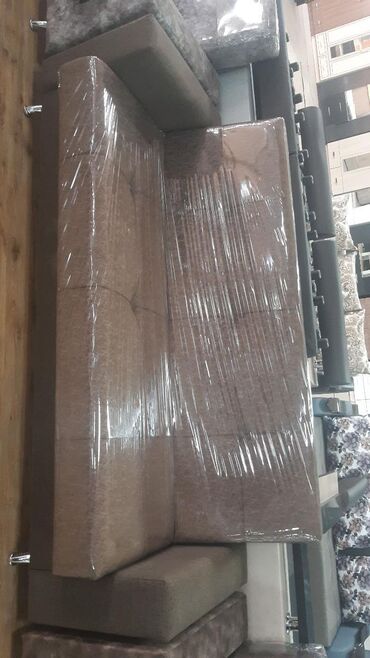 Мебель на заказ: Шкаф Кухня Диван Кровать Прихошка Стол Камот Спальный гарнитур — 14