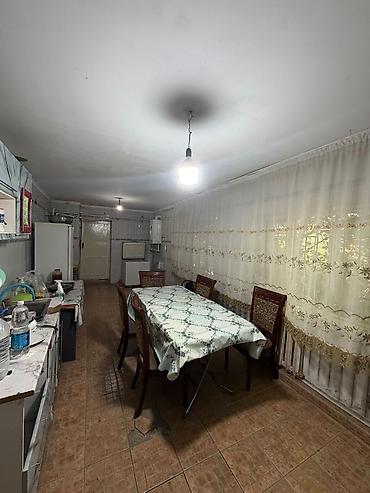 полатно: Просторный частный дом с большим внутренним залом и двором. 4 комнаты — 4