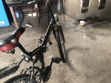 гоночный велосипед: Продается велосипед корейский гоночный оба тормоза работают Два