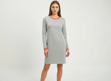 vinted sukienki plus size: Сукня жіноча, розмір S