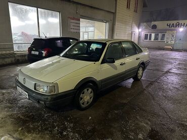 Volkswagen: Volkswagen Passat: 1988 г., 1.8 л, Механика, Бензин, Внедорожник