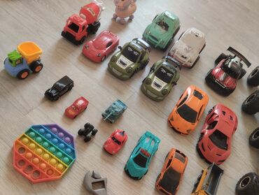 игрушка кактус: Продаю машинки за все 800сом