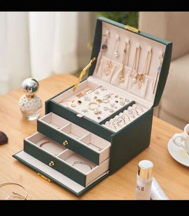 Digər bijuteriyalar: Zərgərlik qabı – çox bölməli, qutu tipli organizer - Rənglər: tünd -da lalafo.az — 4 Digər bijuteriyalar: Zərgərlik qabı – çox bölməli, qutu tipli organizer - Rənglər: tünd — 4