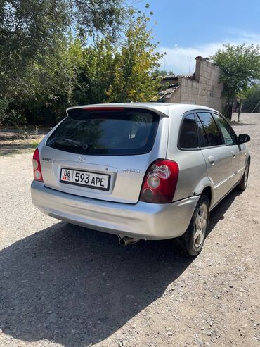 Mazda: Mazda 323: 2003 г., 1.6 л, Механика, Бензин, Хэтчбэк