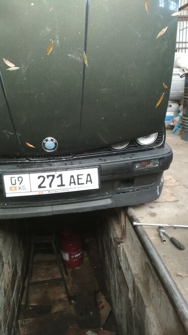 дамас 2: BMW 3 series: 1990 г., 2.8 л, Механика, Бензин, Седан