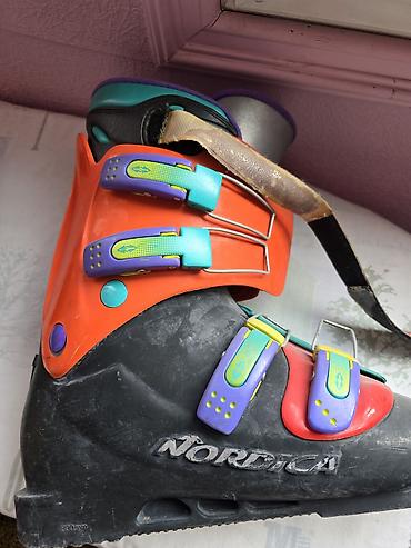 Другие комплектующие: Продаю лыжи и ботинки. Карты целые, покрытие (скользяк) без задиров at lalafo.kg — 9 Другие комплектующие: Продаю лыжи и ботинки. Карты целые, покрытие (скользяк) без задиров — 9