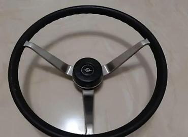 mara auto nis: VOLAN OPEL COMODORE A | Jako dobro stanje za godine zamene me ne — 2