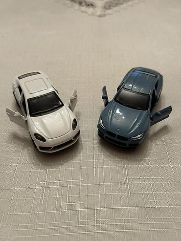 Uşaq dünyası: Masaüstü kolleksiya üçün metal oyuncaq maşın maketi - Tip: sedan — 8