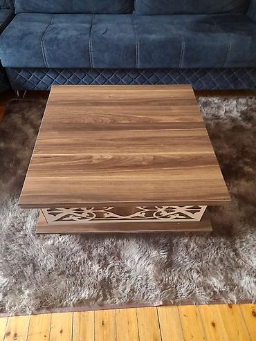 Transformasiya olunan kofe/çarpaz masa - 2-in-1 dizayn: Aşağı
