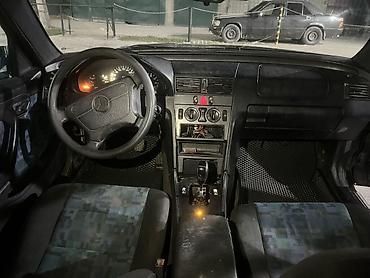 Продажа авто: Mercedes-Benz C-Class: 1997 г., Механика, Седан — 5