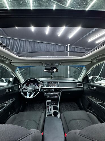 Kia: Kia optima 2019, 2.4 бензин Цвет белый жемчуг, полная панарама — 3
