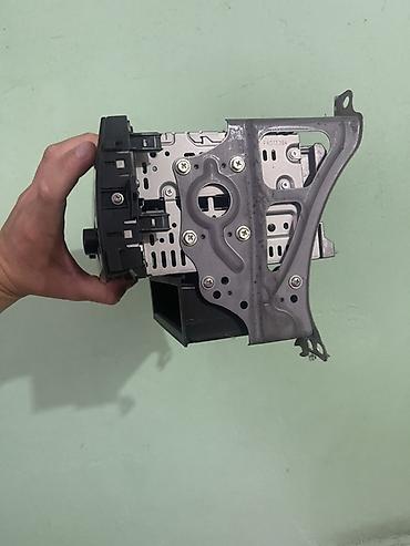 derin dondurucu mini: Toyota orijinal avtomobil maqnitafonu (head unit) – ikiqat DIN ölçülü — 5