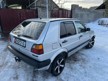 автомобили нисан: Volkswagen Golf: 1988 г., 1.8 л, Механика, Бензин, Хэтчбэк