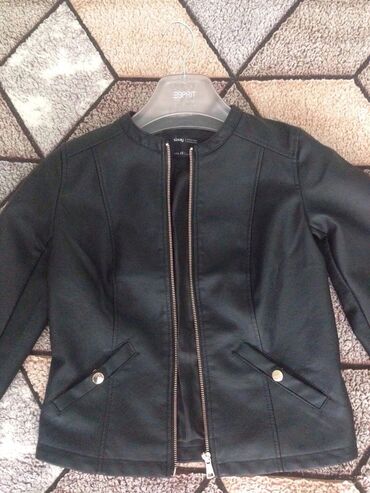 кожаная куртка: Женская куртка L (EU 40), цвет - Черный