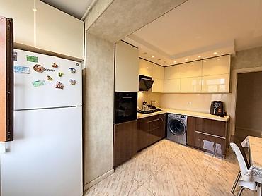 qubada evlər: Bakı, Əhmədli, 3 otaqlı, Köhnə tikili, m. Xalqlar Dostluğu, 75 kv. m — 10