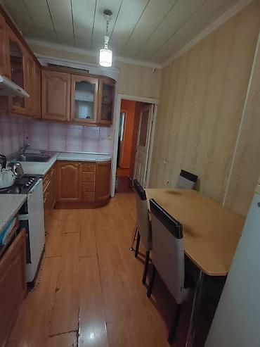 bartee: Bakı, 3 otaqlı, Köhnə tikili, 90 kv. m — 10