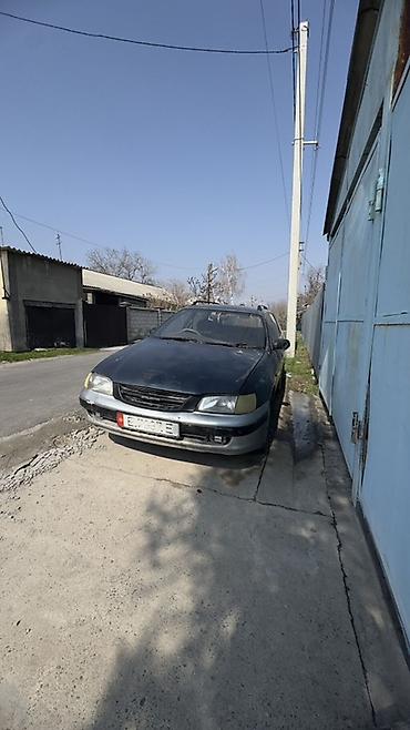 салквн тор: Toyota Caldina: 1994 г., Автомат, Бензин, Универсал — 4
