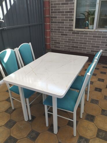 столы гостевые: Кухонный Стол, цвет - Белый, Новый