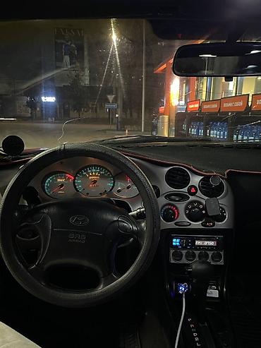 Hyundai: Hyundai Tiburon: 1996 г., 2 л, Автомат, Бензин, Купе — 7