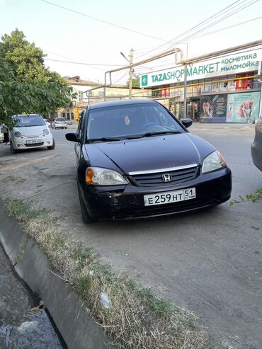 фить: Honda Civic: 2001 г., 1.7 л, Автомат, Газ, Седан