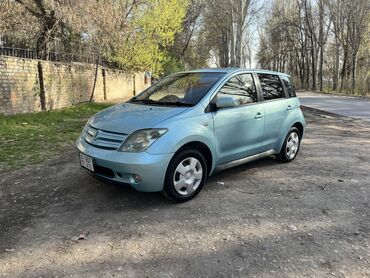 тойота ист салон: Toyota ist: 2004 г., 1.5 л, Автомат, Бензин, Хэтчбэк