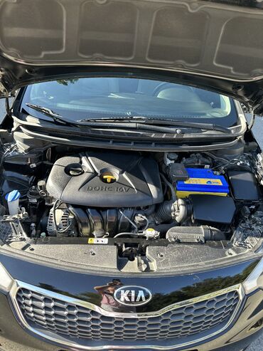 Kia: Kia Forte: 1.8 l | 2015 il Sedan — 12