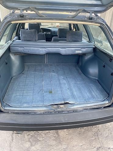 Транспорт: Volkswagen Passat: 1989 г., 1.8 л, Механика, Бензин, Универсал — 4