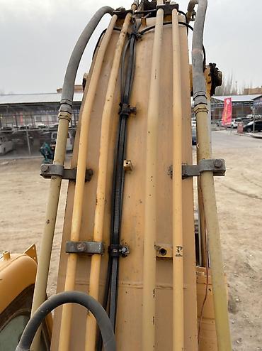 Экскаваторы: Экскаватор, 2013 г., Гусеничный — 3