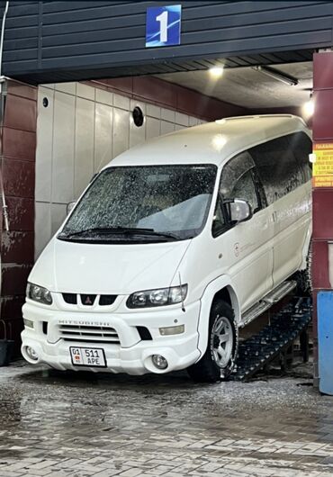 бишкек машына: Mitsubishi Delica: 2001 г., 3 л, Автомат, Бензин, Жол тандабас