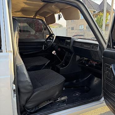 lada 2105: ВАЗ (ЛАДА) 2107: 2010 г., 1.6 л, Механика, Бензин, Седан — 8