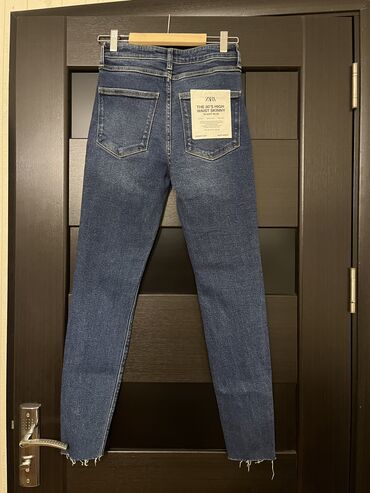 Səs kartları: Zara Yeni etiketli jeans şalvar
36 razmer 🩶 Yüksek bel skinny model — 4