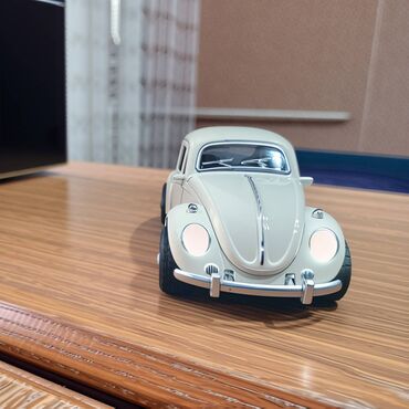 Autići: Nov metalni model automobila VW Buba. Mogu da mu se otvaraju vrata i na lalafo.rs — 11 Autići: Nov metalni model automobila VW Buba. Mogu da mu se otvaraju vrata i — 11