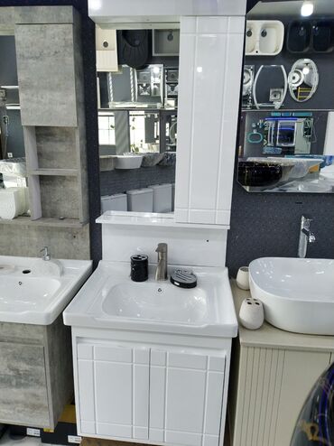 ağ otaq qapıları: Ağ rəngdə hamam mebeli dəsti - Material: Parlaq MDF/laminat örtüklü