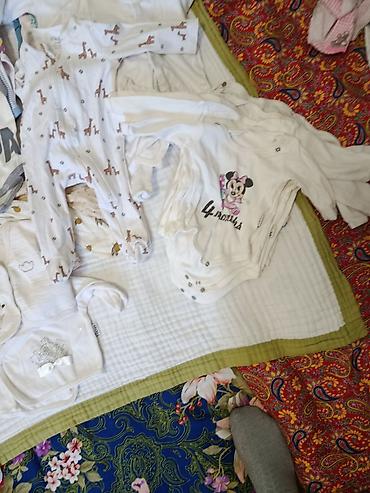 детские вещи б: Набор детской одежды для новорождённого/малыша Состав по фото: - Боди — 2