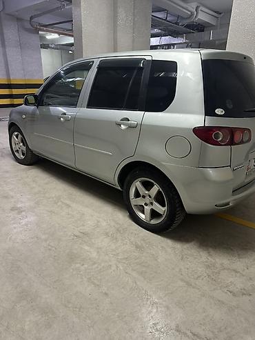 меняю квартиру на авто: Mazda Demio: 2005 г., Автомат, Бензин, Хэтчбэк — 5