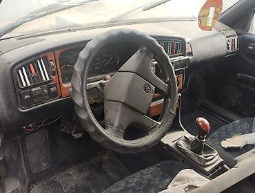 Volkswagen: Volkswagen Passat Variant: 1992 г., 1.8 л, Механика, Бензин, Универсал — 3