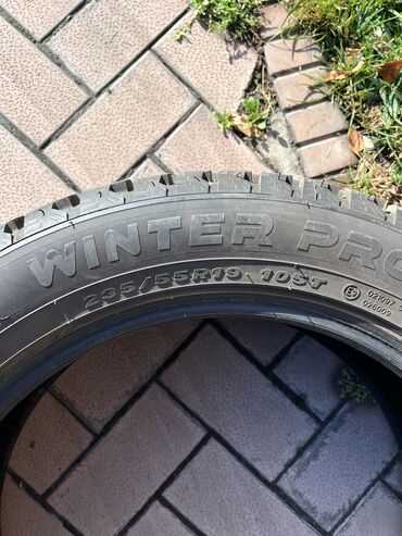 шины бишкек дордой цены: Продам резину зимнюю 235/55 r19, состояние отличное, 33000 сом ( мини