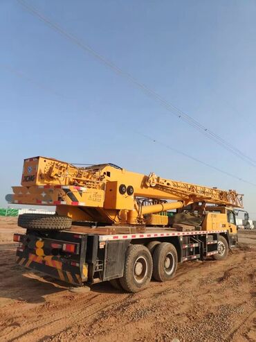 вибратор строительный: Автокран, XCMG