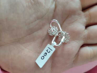 Setovi nakita: Srebrni set nakita – prsten i minđuše - Materijal: srebro (boja — 1