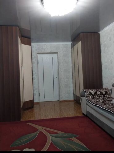 1 комнатная квартира снять на долгий срок: 3 бөлмө, 60 кв. м, 104-серия, 1 кабат, Дизайнердик ремонт